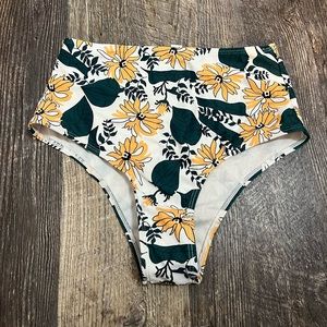 Women’s Floral Swimsuit Bikini Bottoms Small